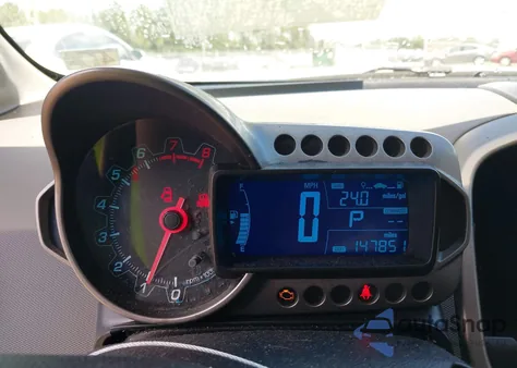 2016 Chevrolet Sonic Lt Auto z USA, uszkodzony, nr VIN 1G1JC5SHXG4175041